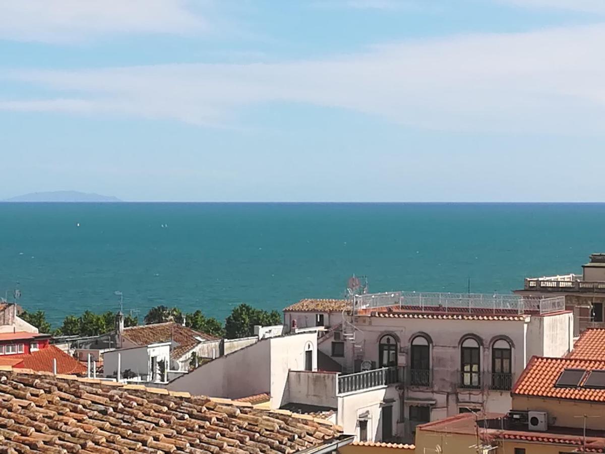 Center View Sea